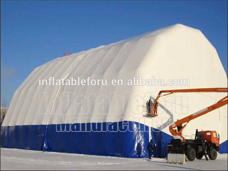 Opblaasbare hal buitenkant